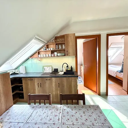 Sunset For 6 People, With Free Ac, Free Parking Daire Gárdony