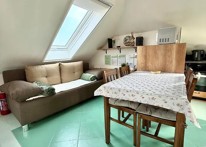 Sunset For 6 People, With Free Ac, Free Parking * Гардонь