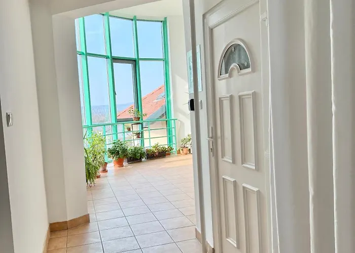 Sunset For 6 People, With Free Ac, Free Parking Апартаменты Гардонь