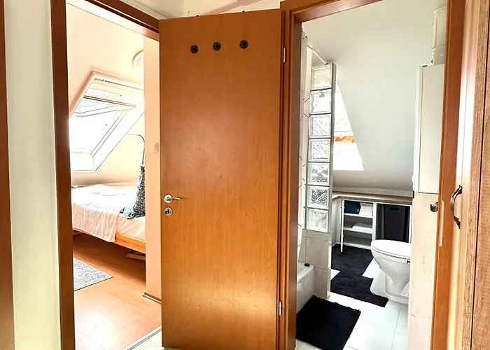 Sunset For 6 People, With Free Ac, Free Parking * Гардонь