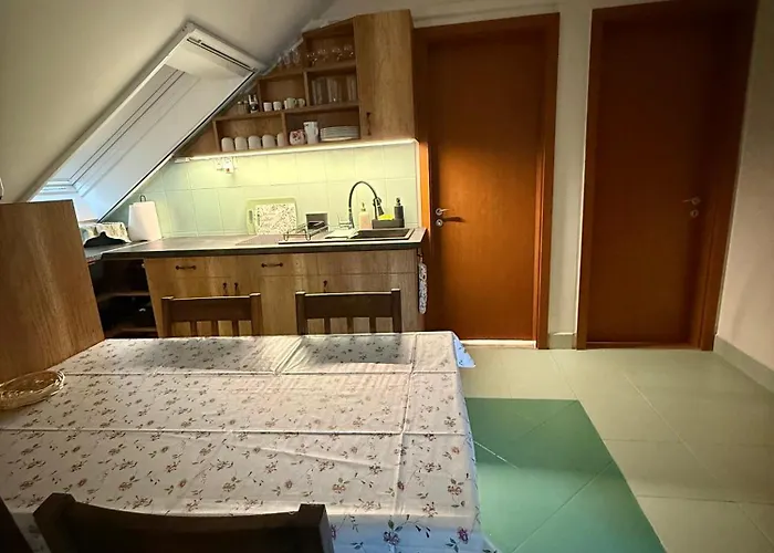 Апартаменты Sunset For 6 People, With Free Ac, Free Parking Гардонь