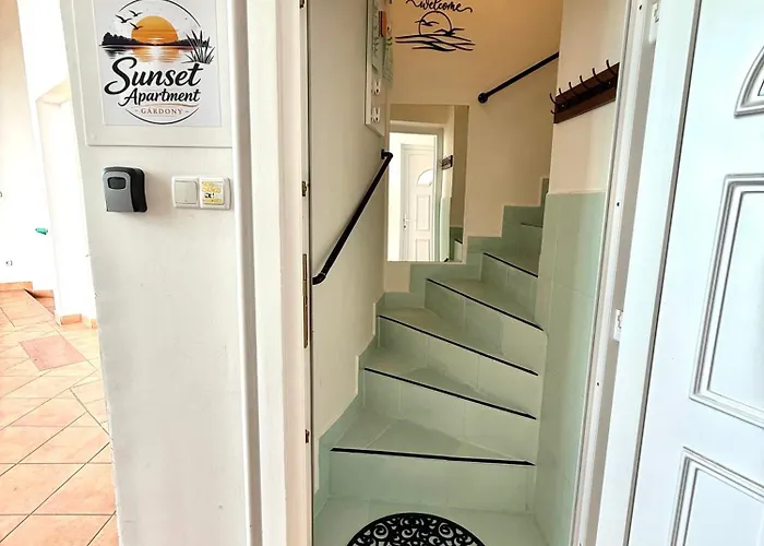 Sunset For 6 People, With Free Ac, Free Parking Gárdony