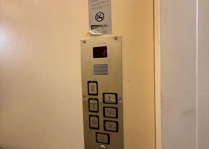 Sunset For 6 People, With Free Ac, Free Parking Гардонь