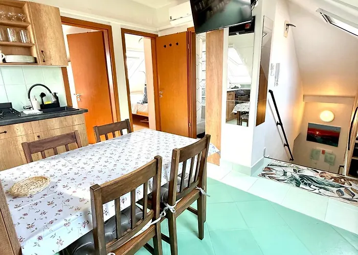 Sunset For 6 People, With Free Ac, Free Parking Daire *