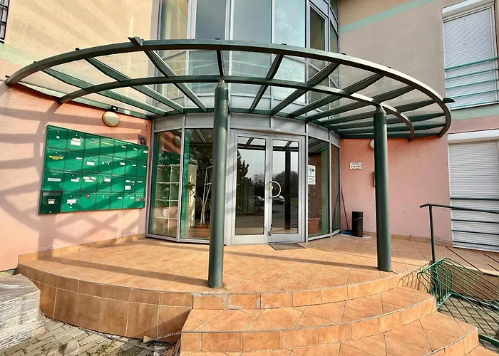 Sunset For 6 People, With Free Ac, Free Parking