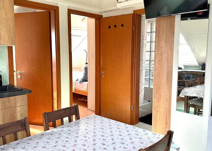 Sunset For 6 People, With Free Ac, Free Parking * Гардонь